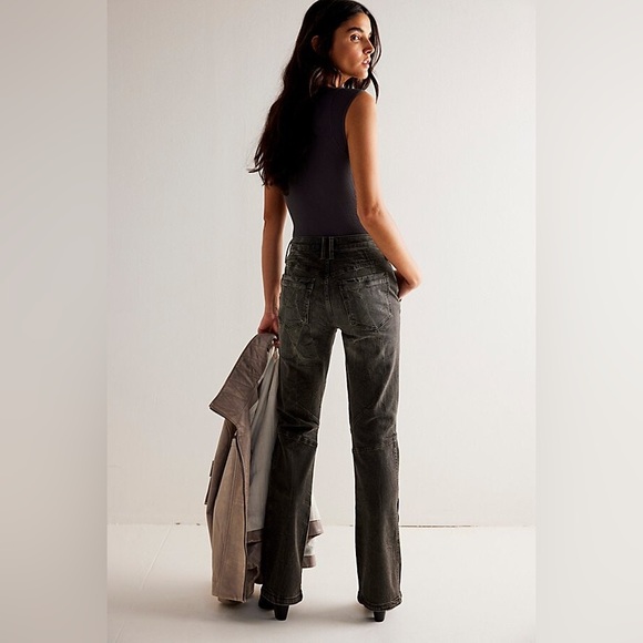 56. NWT Free People Vector Moto Flare Jeans - Picture 2 of 6